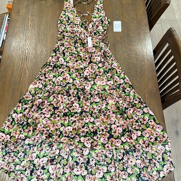 Stitchdrop hi-low floral dress. Size Med - Picture 5 of 12